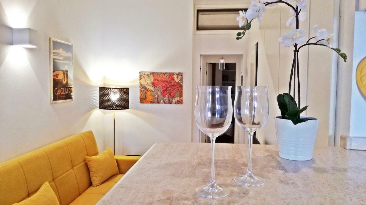 Mirti Boutique Apartment Heart Cagliari Exterior foto